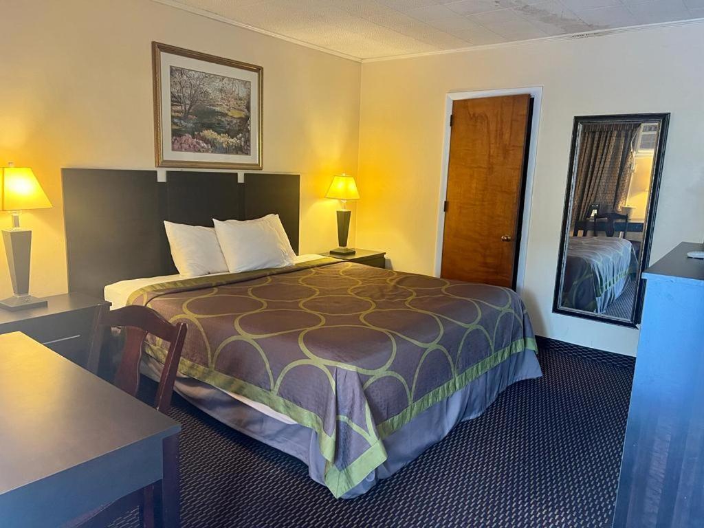 Budget Host Inn New Berlinville Extérieur photo