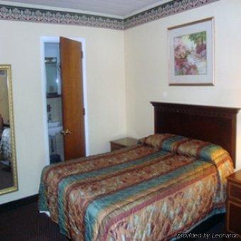Budget Host Inn New Berlinville Chambre photo